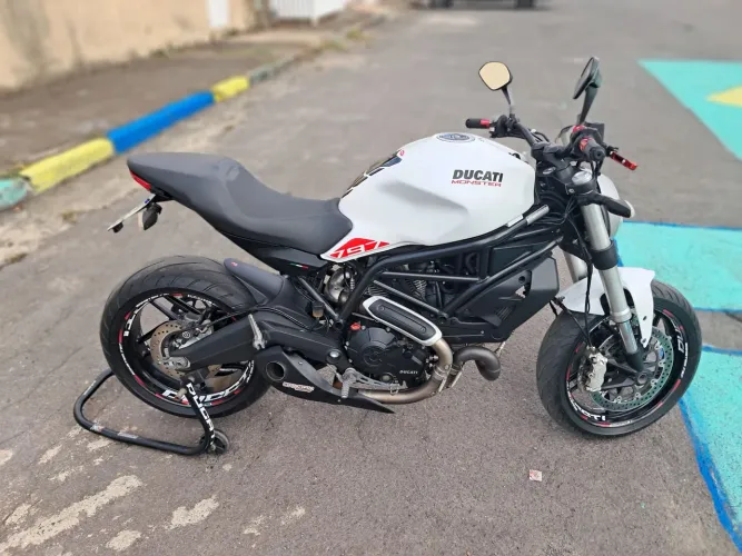 Ducati monster 797 2019 baixo km