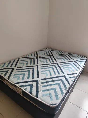 Vendo colchão de casal Ortobom
