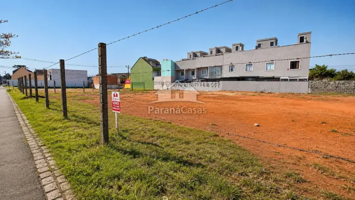 Terreno plano 360 m² no Umbará  ideal para barracão ou investimento