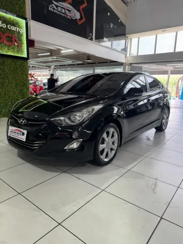 Hyundai Elantra GLS 1.8 16V Aut. 2013