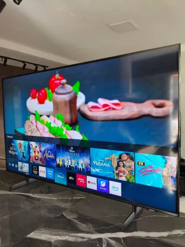 SAMSUNG SMART TV 55" BORDA INFINITA 4K CRYSTAL,MODELO TUDO EM 1,COM XBOX,ALEXA, COMPLETA,