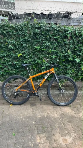 Bicicleta Híbrida RAVA
