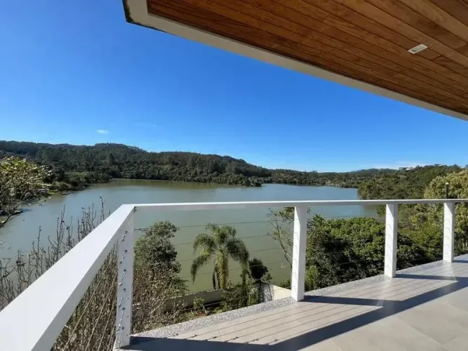 Casa RIO DOS CEDROS - SC
