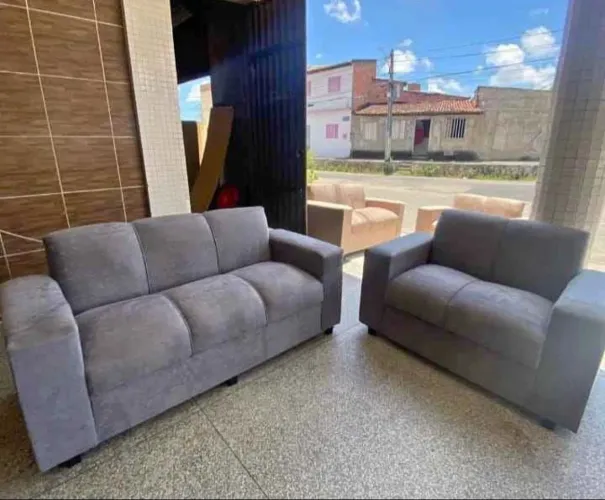 JOGO DE SOFÁ 2 E 3 LUGARES - CONFORTO E ELEGÂNCIA PARA SUA CASA!