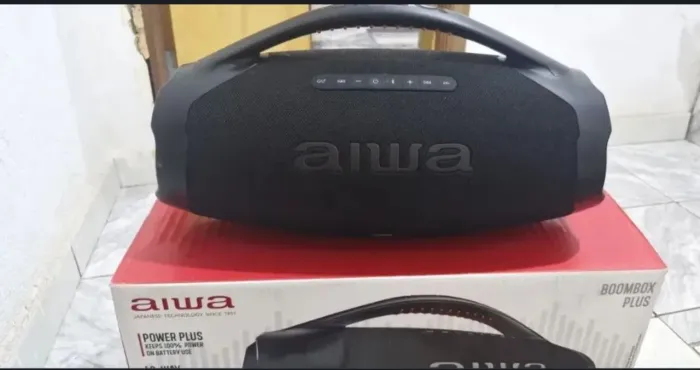 Caixa de Som Aiwa Boombox Plus AWS-BBS-01-B