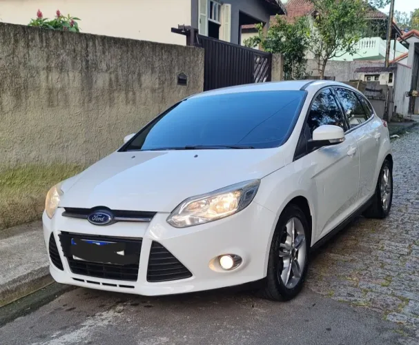 Ford Focus 2.0 16v/se/se Plus Flex 5P Aut. 2015