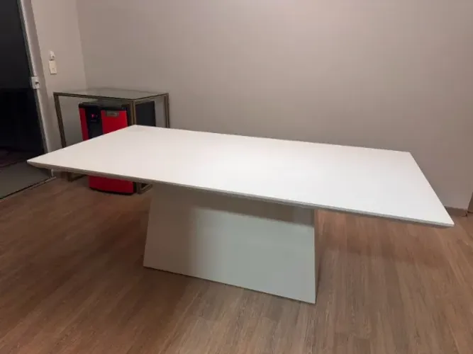 Mesa de jantar 8 lugares retangular com tampo vidro 2,00x1,00