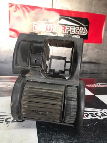 Difusor Ar Com Moldura Corsa Classic Lado Esquerdo *