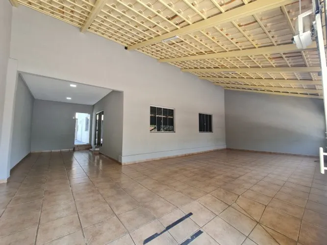 Casa 3 quartos 240m², apenas para venda!