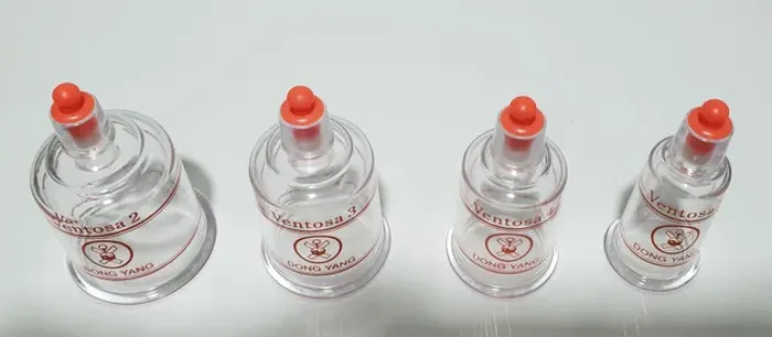 16 Ventosas de Acrílico Dong  Yang + 1 pistola de ventosa com bico + 2 bicos extras