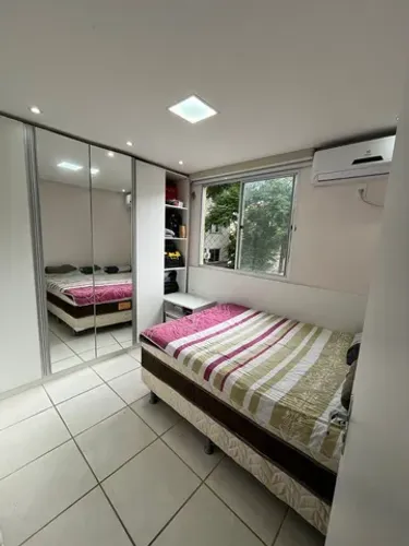 Transfiro apartamento com 2 quartos no Condomínio Conquista Torquato Tapajós,1 vg, com áre