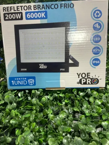 Refletor LED Branco Frio 200W 6000K IP66 - Novo