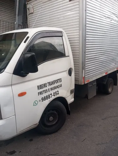 Frete, carreto, pequenas mudanças e viagens