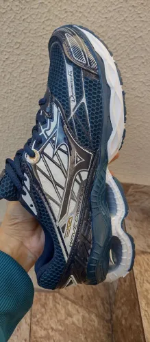 Tênis Mizuno novo tamanho 40