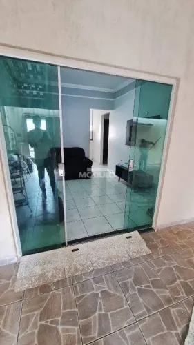 CASA RESIDENCIAL à venda, 2 quartos, 3 vagas, JARDIM CANAA - Uberlândia/MG