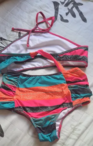 Biquíni/Praia/Piscina