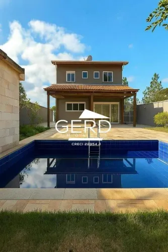 Casa de Alto Padrão com Piscina e 3 Suítes no Condomínio Vintage  Granja Viana