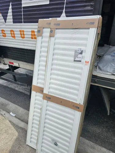 Porta Veneziana de Alumínio branca 210x60 completa 
