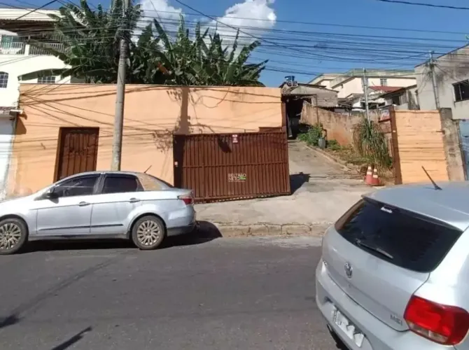 Lote à venda no bairro Havaí - BH