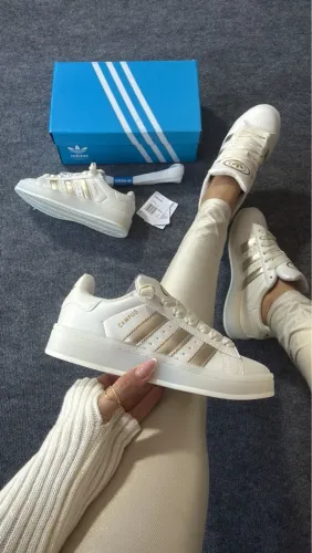 Tênis Adidas Campus - feminino 