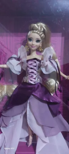 Boneca Princesa Rapunzel Disney NÃO ACEITO OFERTA