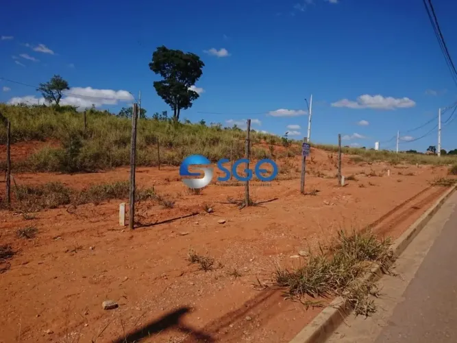 Terreno à venda no bairro Tejuco em Esmeraldas/MG