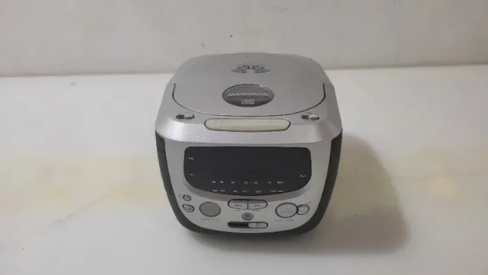 rádio relógio magnavox fm não cd