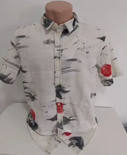 Camisa Reserva Estampada Verão -G<br><br>Cor: