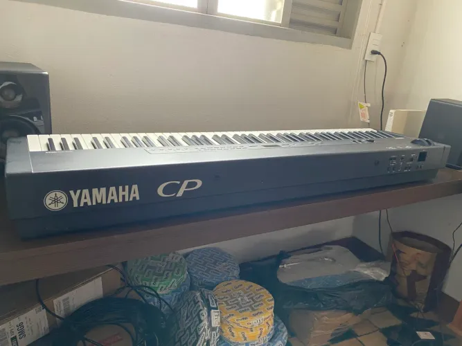 Piano digital Yamaha 