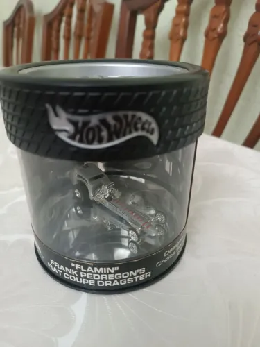 Hot Wheels - Frank Pedregon's Fiat Coupe Dragster, escala 1:64, limitada em 7000 peças