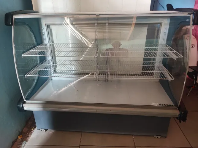 Balcão expositor seco