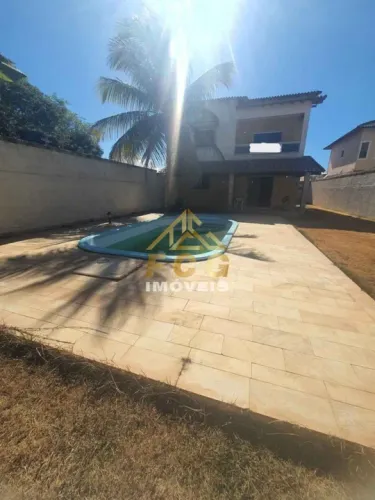 Excelente Casa Duplex segunda quadra da praia - Itaipuaçu