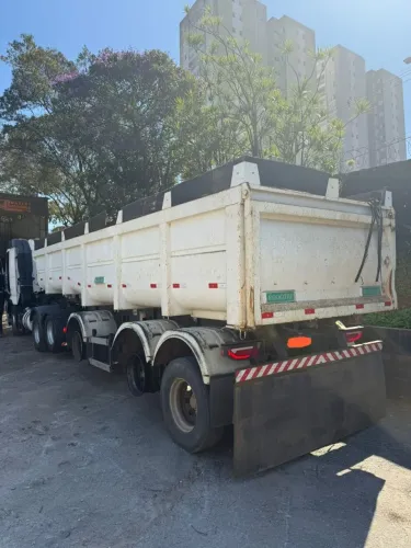 Carreta Caçamba Canguru 2022 3 eixos