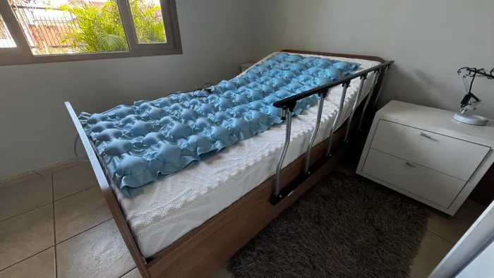 Cama motorizada home care NBTech 8 posições