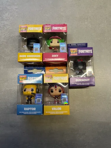 Bonecos Fortnite Kit 5 FunkoPop! Keychain Chaveiro