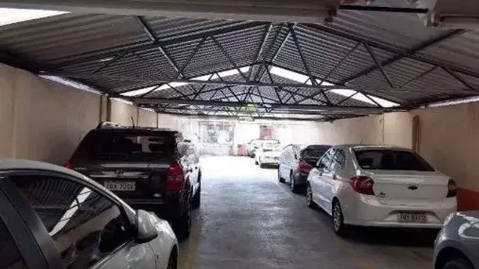 Terreno em Floresta