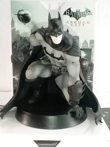 Action Figure Batman Arkham City, estátua edição de colecionador