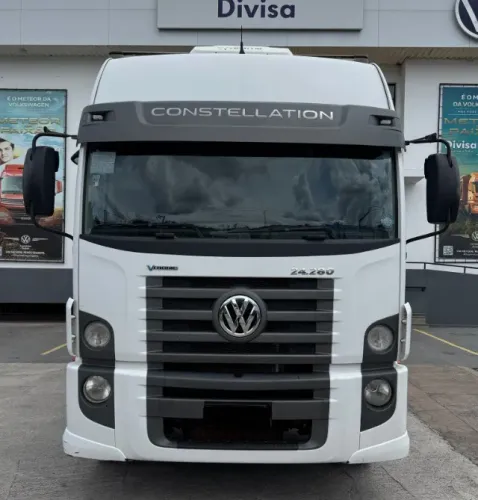 VW 24.280 - 22/23 - BAÚ