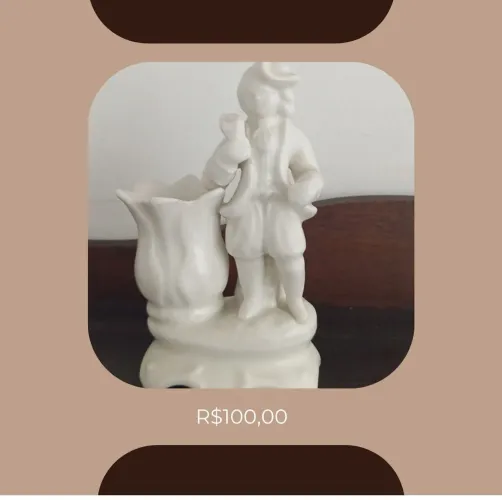 Bibelô em porcelana