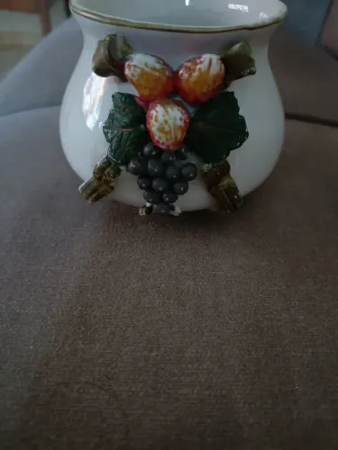 Cachepôs de porcelana antiga 