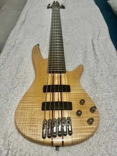  Baixo ibanez PRESTIGE SR1006EFM