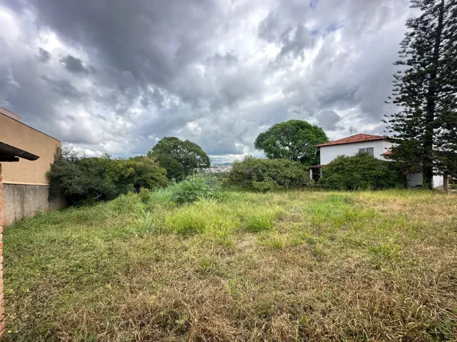 Vendo dois Lotes de 450m2 no Iporanga
