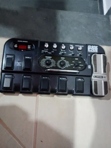 Pedal de Guitarra Line 6 Floor Pod Plus aceito pedais