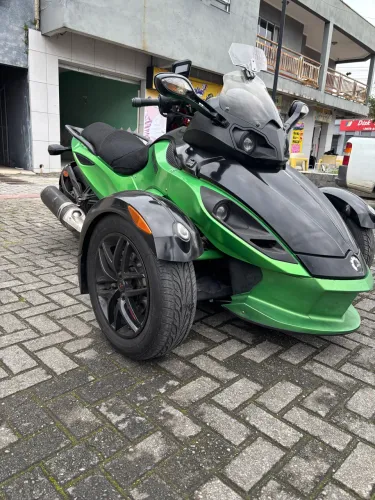 Can-am Spyder RS-S