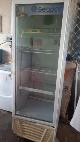 Geladeira Expositora Gelopar