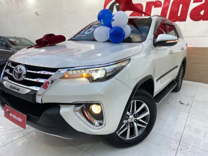 Toyota Hilux SW4 SRX 4X4 2.8 TDI 16V Dies. Aut. 2016