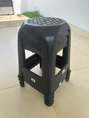 Kit 4 Banco Plastico Banqueta Banquinho Suporta Até 120 Kg