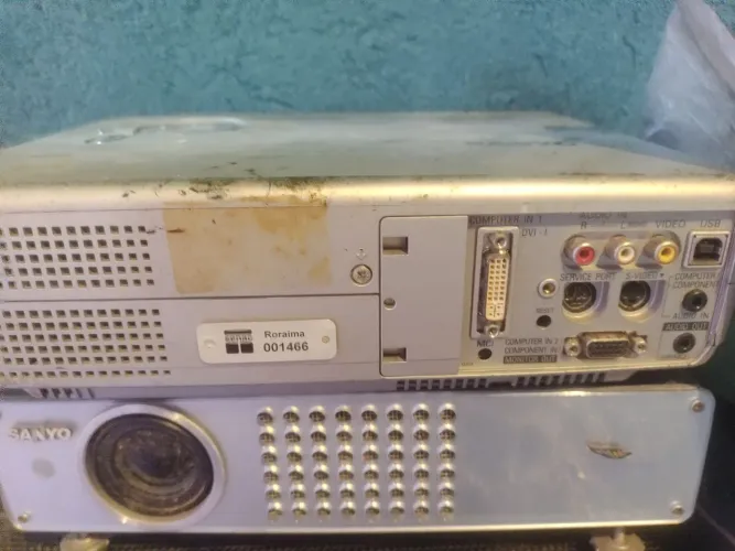  2 Data show funcionando 