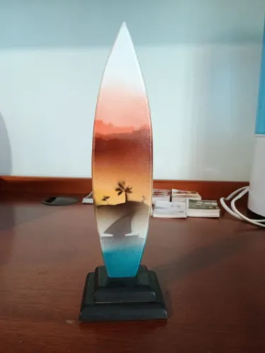 Escultura de prancha de surf decorativa