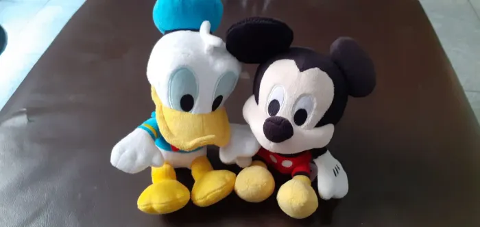 Bonecos Pelúcias Disney Mickey e Donald Originais - Leia Descrição
